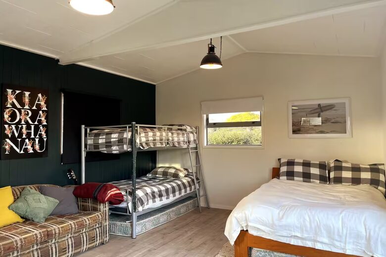 Charming Coastal Retreat in Whangamatā - Whangamatā, New Zealand