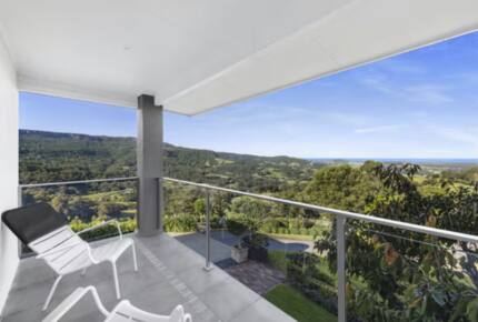 Elegant Countryside Estate with Pool & Cottage in Berry - Woodhill, Australia