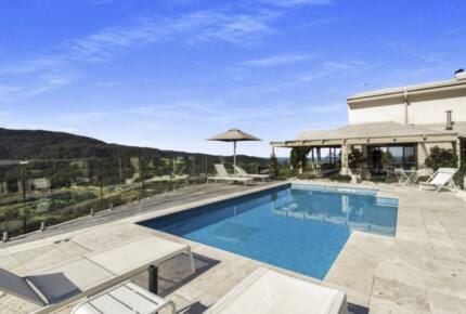 Elegant Countryside Estate with Pool & Cottage in Berry - Woodhill, Australia