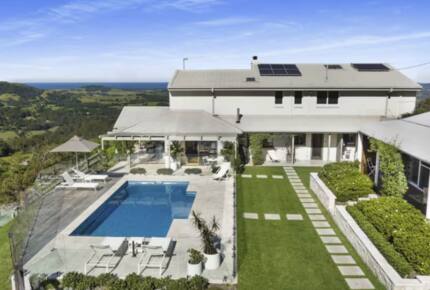 Elegant Countryside Estate with Pool & Cottage in Berry - Woodhill, Australia