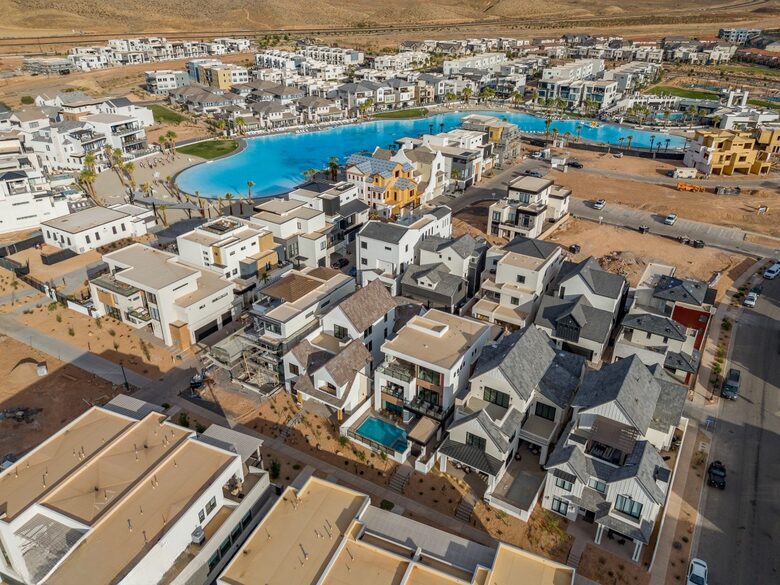Expansive Southern Utah Oasis with Resort-Style Amenities - St. George, Utah