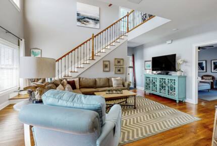 A Coastal Retreat Steps from Miramar Beach - Miramar Beach, Florida