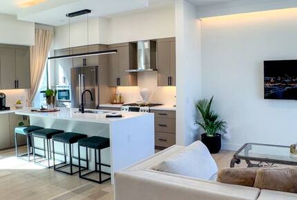 Elegant Scottsdale Residence with Private Terrace and Pool Access - Scottsdale, Arizona