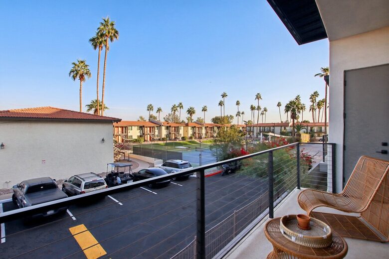 Elegant Scottsdale Residence with Private Terrace and Pool Access - Scottsdale, Arizona