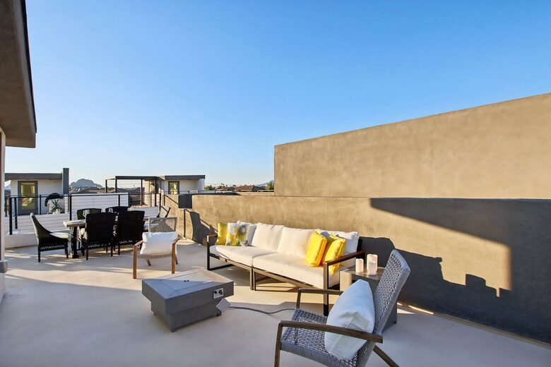 Elegant Scottsdale Residence with Private Terrace and Pool Access - Scottsdale, Arizona