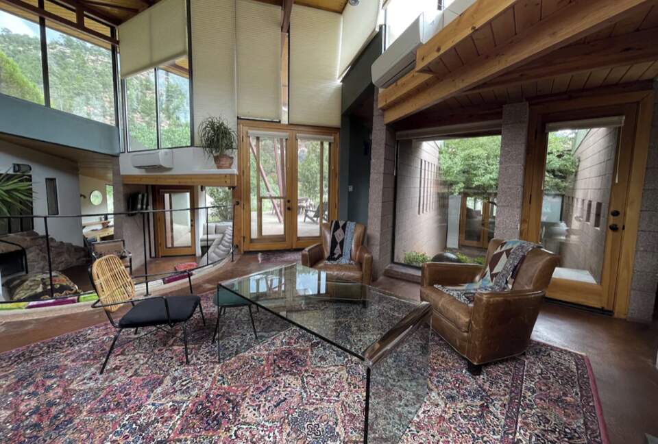 Exclusive Santa Fe Escape with Iconic Design and Natural Beauty - Glorieta, New Mexico