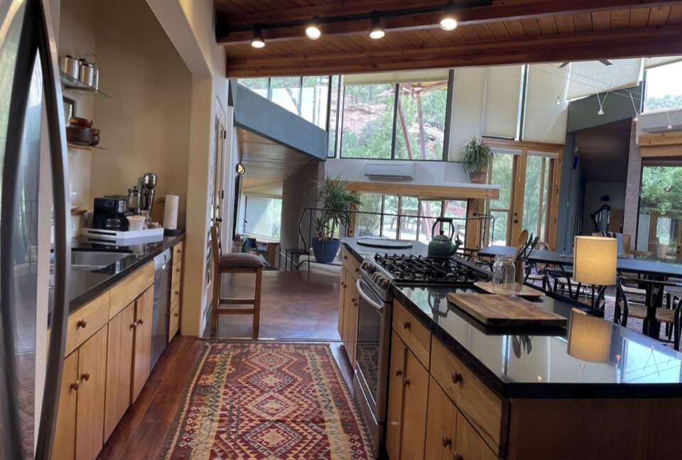Exclusive Santa Fe Escape with Iconic Design and Natural Beauty - Glorieta, New Mexico