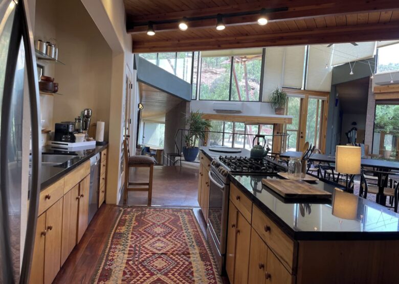 Exclusive Santa Fe Escape with Iconic Design and Natural Beauty - Glorieta, New Mexico