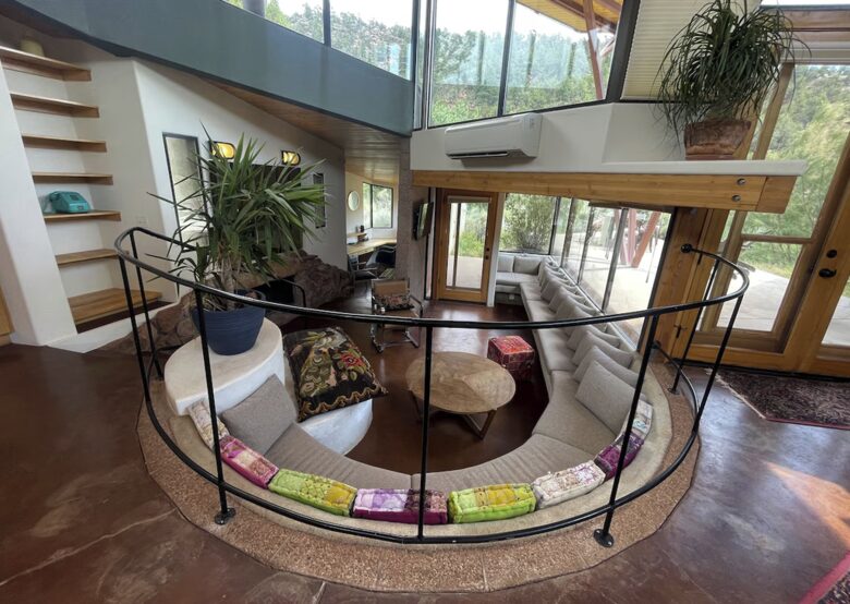 Exclusive Santa Fe Escape with Iconic Design and Natural Beauty - Glorieta, New Mexico