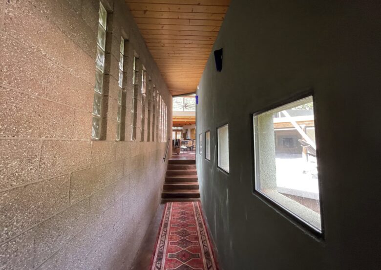 Exclusive Santa Fe Escape with Iconic Design and Natural Beauty - Glorieta, New Mexico