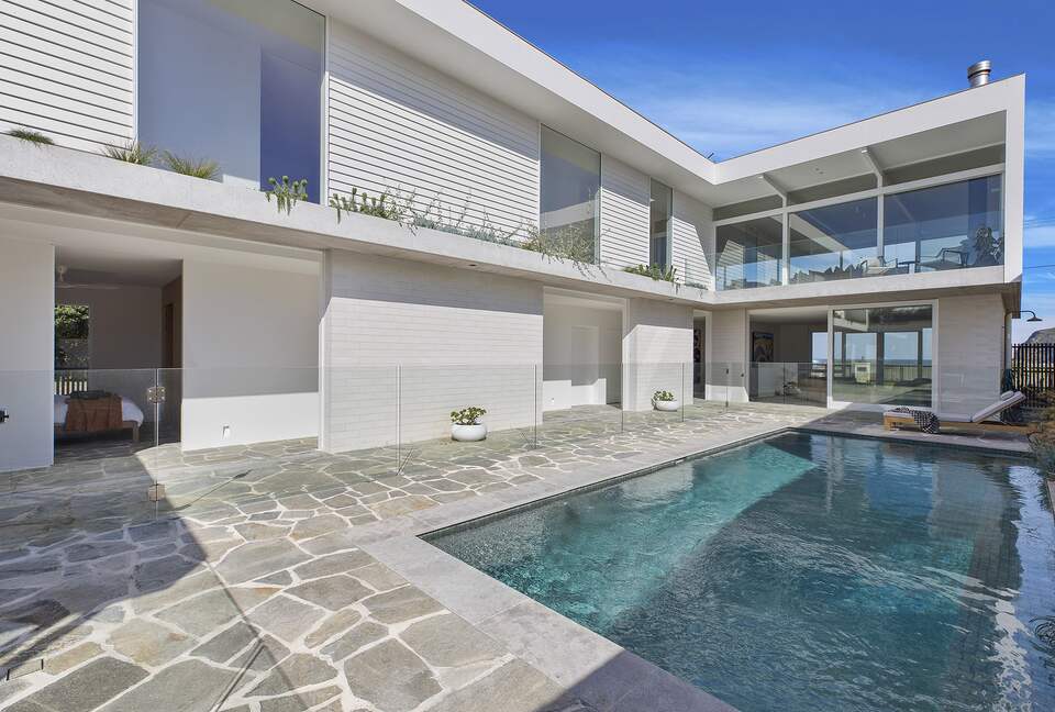 Beachfront Elegance with Panoramic Coastal Views & Private Mineral Pool - Copacabana, Australia