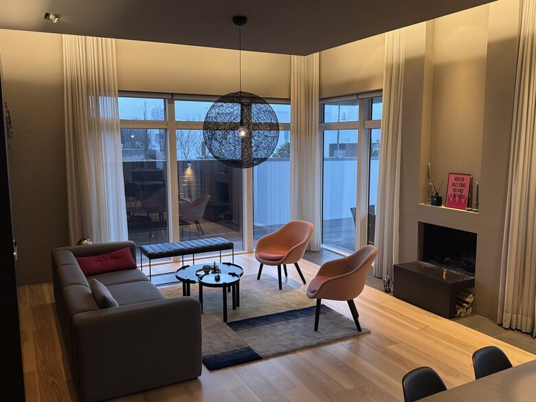 Sophisticated Retreat Near Reykjavik - Garðabær, Iceland