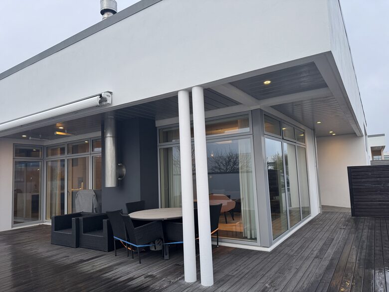 Sophisticated Retreat Near Reykjavik - Garðabær, Iceland