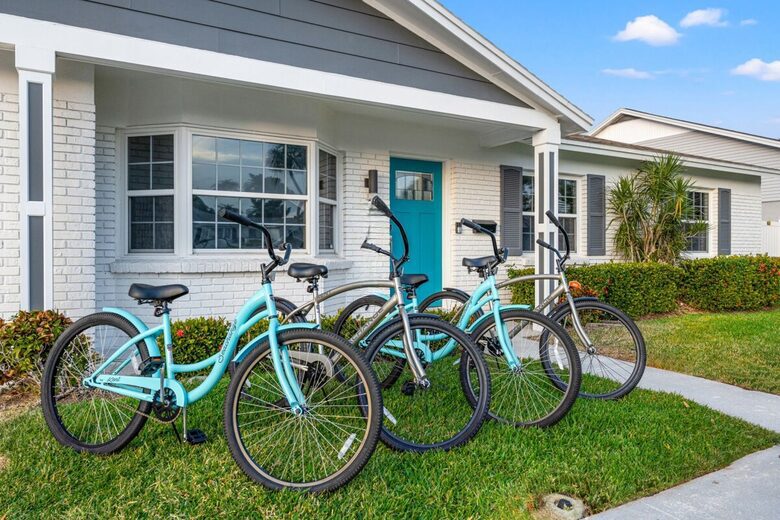 Serene Canal-Front Haven with Private Dock and Manatee Views - Tampa, Florida