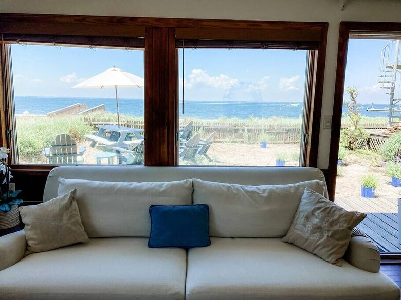 A Bayfront Ocean Beach Retreat - Ocean Beach, New York