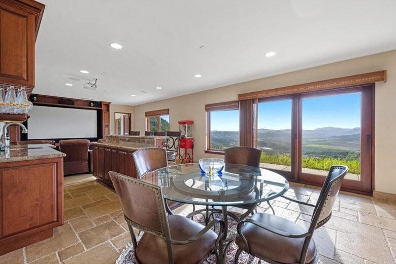 Serene Hillside Haven with Private Theater - Escondido, California
