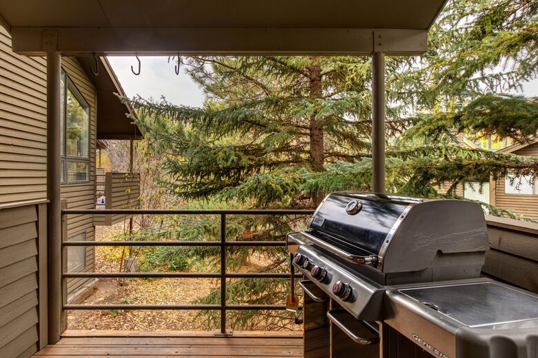 Secluded Alpine Haven Near the Slopes - Park City, Utah