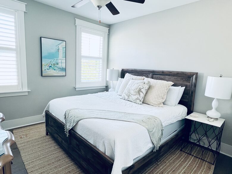 Bedroom 2, king bed with ensuite bathroom