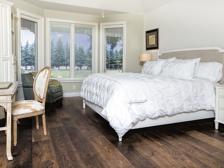 King bed 2 with en suite