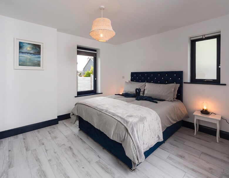 Featherbed House | Elegant Coastal Retreat in Kinsale - Kinsale, Ireland