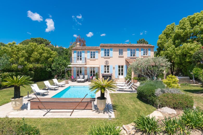 Exclusive Mediterranean Oasis with Panoramic Golf Views - Gassin, St. Tropez, France