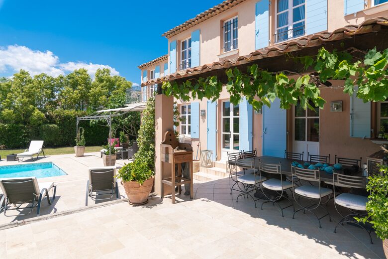 Exclusive Mediterranean Oasis with Panoramic Golf Views - Gassin, St. Tropez, France
