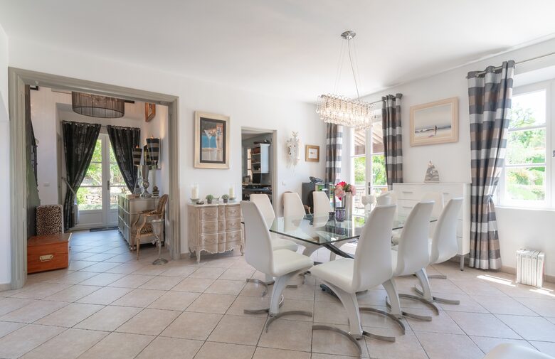 Exclusive Mediterranean Oasis with Panoramic Golf Views - Gassin, St. Tropez, France