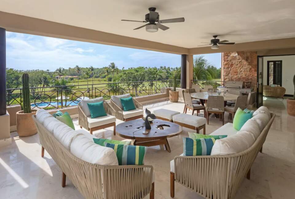 Sophisticated Ocean Retreat with Premier Club Access - Punta de Mita, Mexico