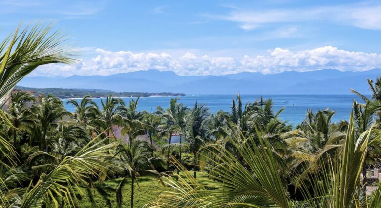 Sophisticated Ocean Retreat with Premier Club Access - Punta de Mita, Mexico