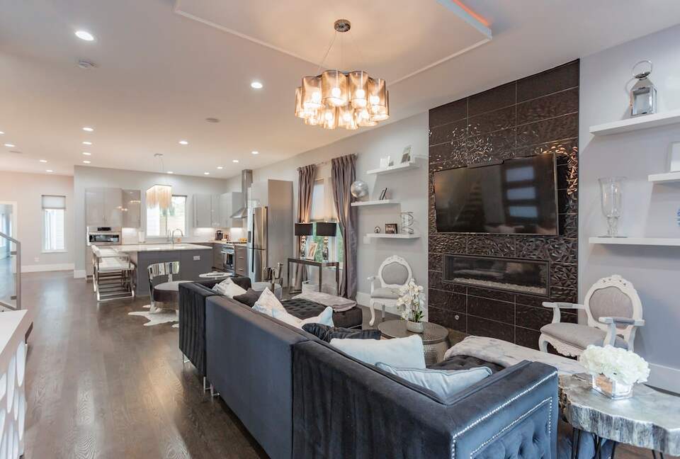 A Glamorous Escape | Custom Home Minutes from Broadway - Nashville, Tennessee