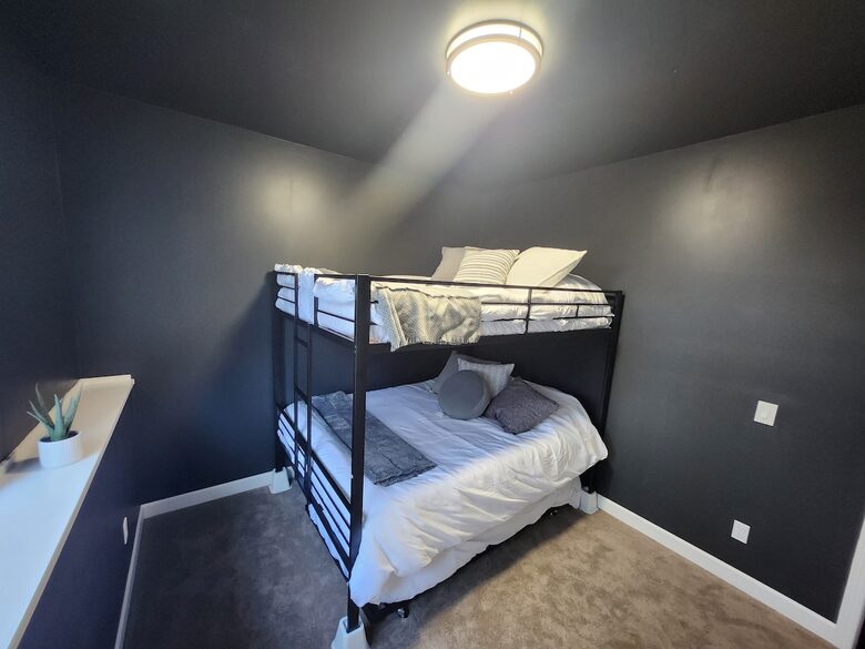 Spacious Shakopee Escape | Near Casino, Valleyfair & Twin Cities - Shakopee, Minnesota