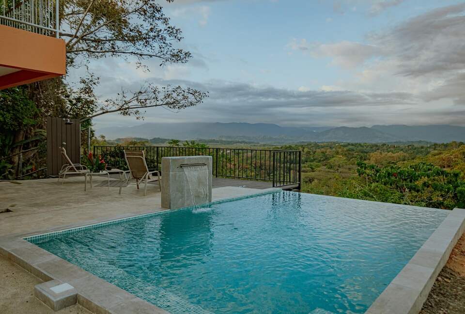 A Luxurious Sanctuary with Ocean & Mountain Views - Quepos, Costa Rica