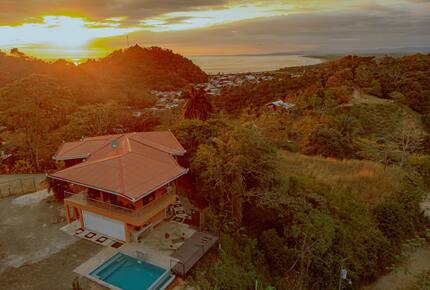 A Luxurious Sanctuary with Ocean & Mountain Views - Quepos, Costa Rica
