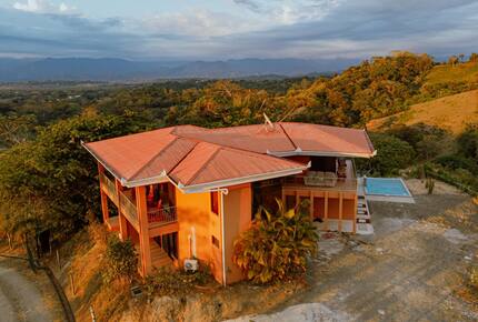 A Luxurious Sanctuary with Ocean & Mountain Views - Quepos, Costa Rica