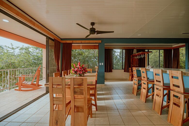 A Luxurious Sanctuary with Ocean & Mountain Views - Quepos, Costa Rica
