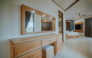 A Luxurious Sanctuary with Ocean & Mountain Views - Quepos, Costa Rica