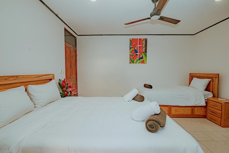 A Luxurious Sanctuary with Ocean & Mountain Views - Quepos, Costa Rica