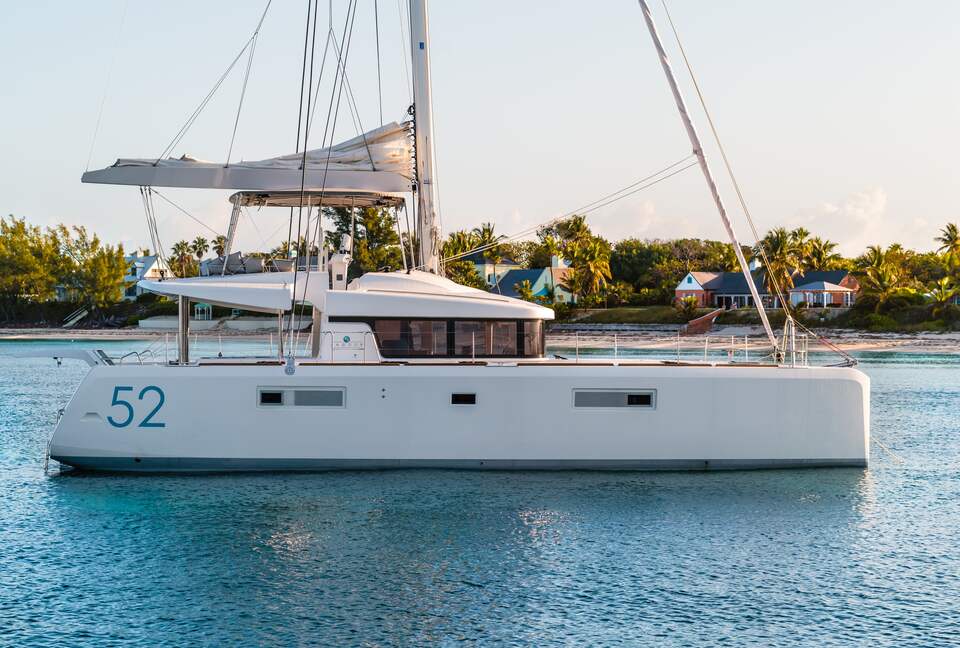 Lagoon 52 - Poros, Greece