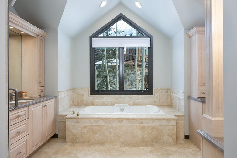 Modern Alpine Escape Just Minutes from Breckenridge - Breckenridge, Colorado