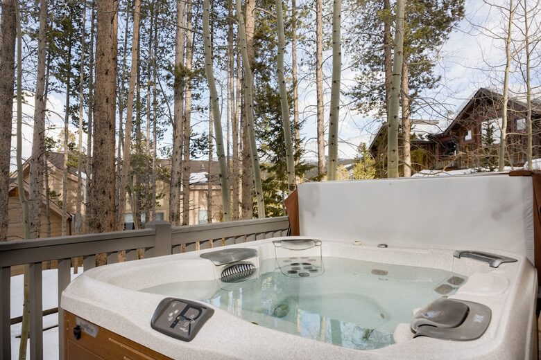 Modern Alpine Escape Just Minutes from Breckenridge - Breckenridge, Colorado