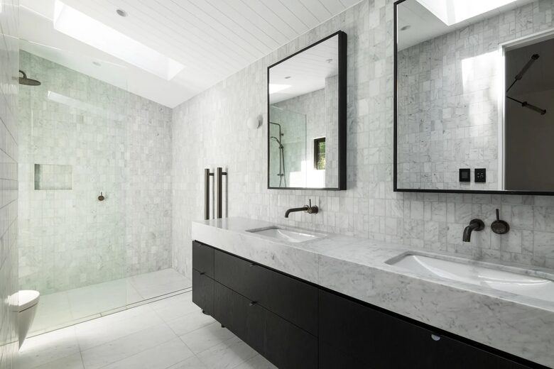 Secluded Oasis of Coastal Luxury Overlooking Bilgola Beach - Bilgola Beach, Australia