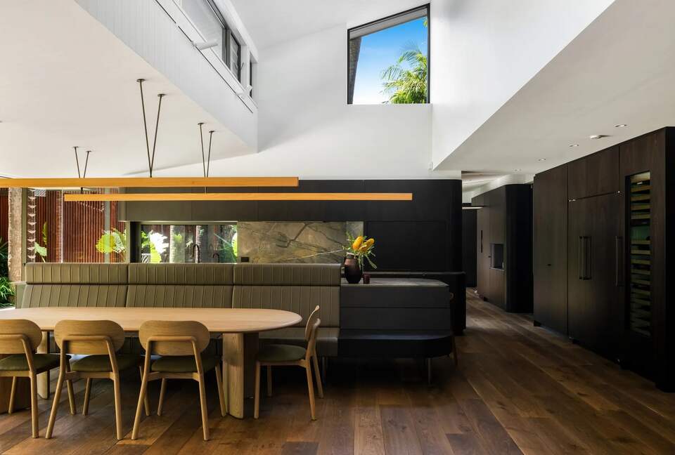 Secluded Oasis of Coastal Luxury Overlooking Bilgola Beach - Bilgola Beach, Australia