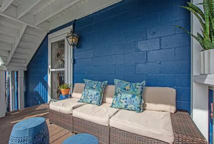 Chic Loft over The Azalea Cocktail Bar & Garden - Summerville, South Carolina