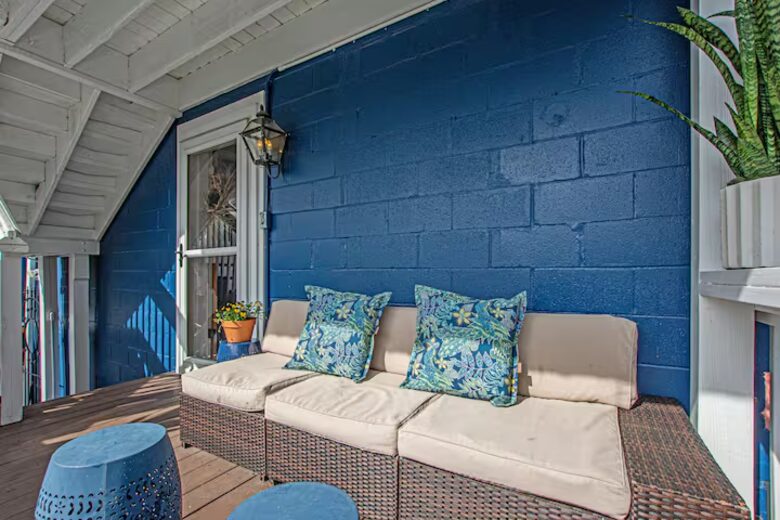 Chic Loft over The Azalea Cocktail Bar & Garden - Summerville, South Carolina