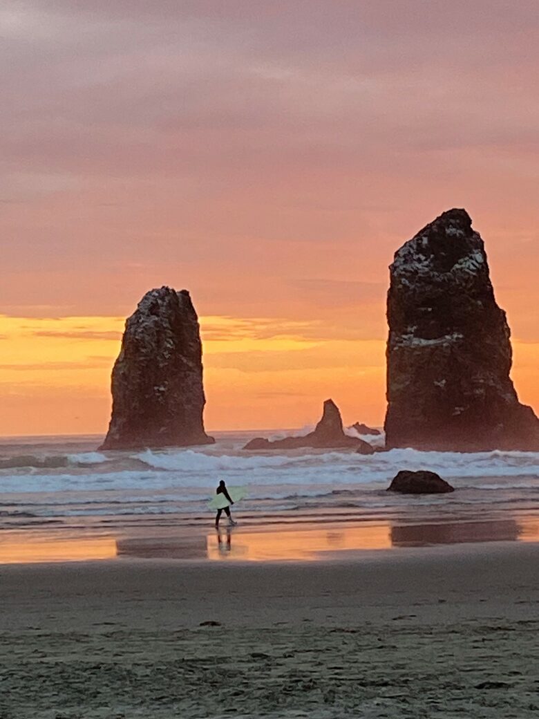 Beachfront Escape Overlooking Haystack Rock - Cannon Beach, Oregon