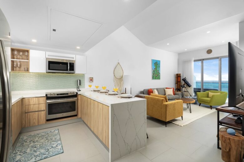 Luxury Living Above the Caribbean | Exclusive Penthouse Experience - Noord, Aruba