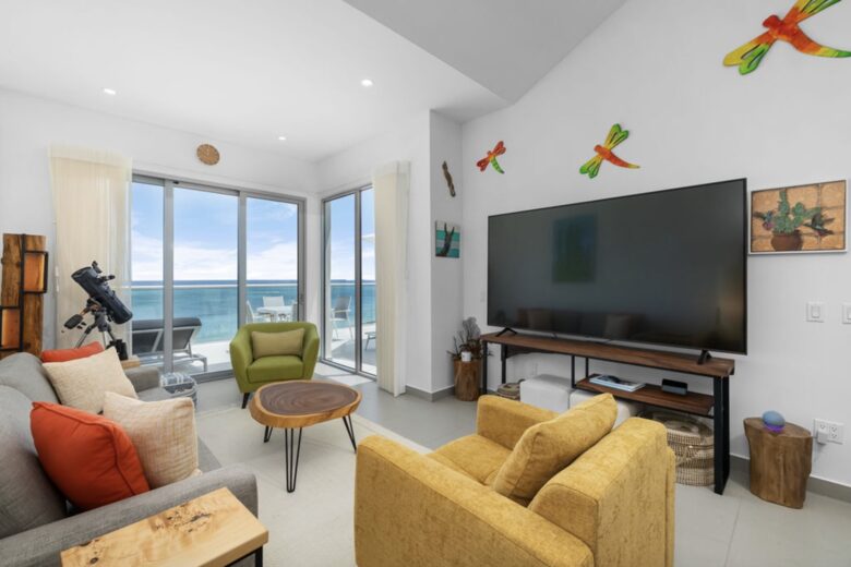 Luxury Living Above the Caribbean | Exclusive Penthouse Experience - Noord, Aruba
