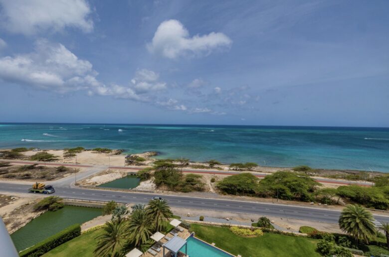 Luxury Living Above the Caribbean | Exclusive Penthouse Experience - Noord, Aruba