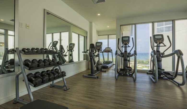 Luxury Living Above the Caribbean | Exclusive Penthouse Experience - Noord, Aruba
