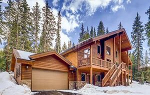 Mountainside Escape | Nature, Adventure & Tranquility - Breckenridge, Colorado